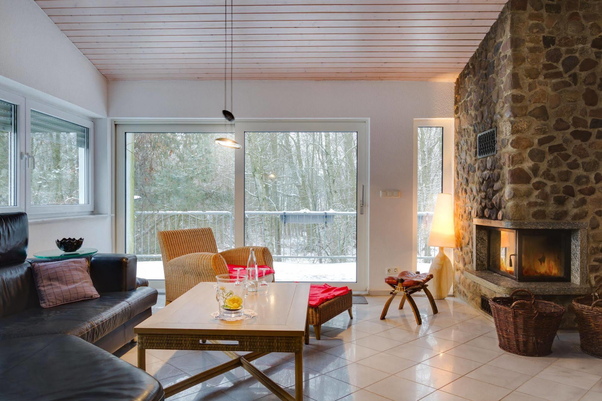 Seehotel Luisenhof Falkenhagen  ภายนอก รูปภาพ