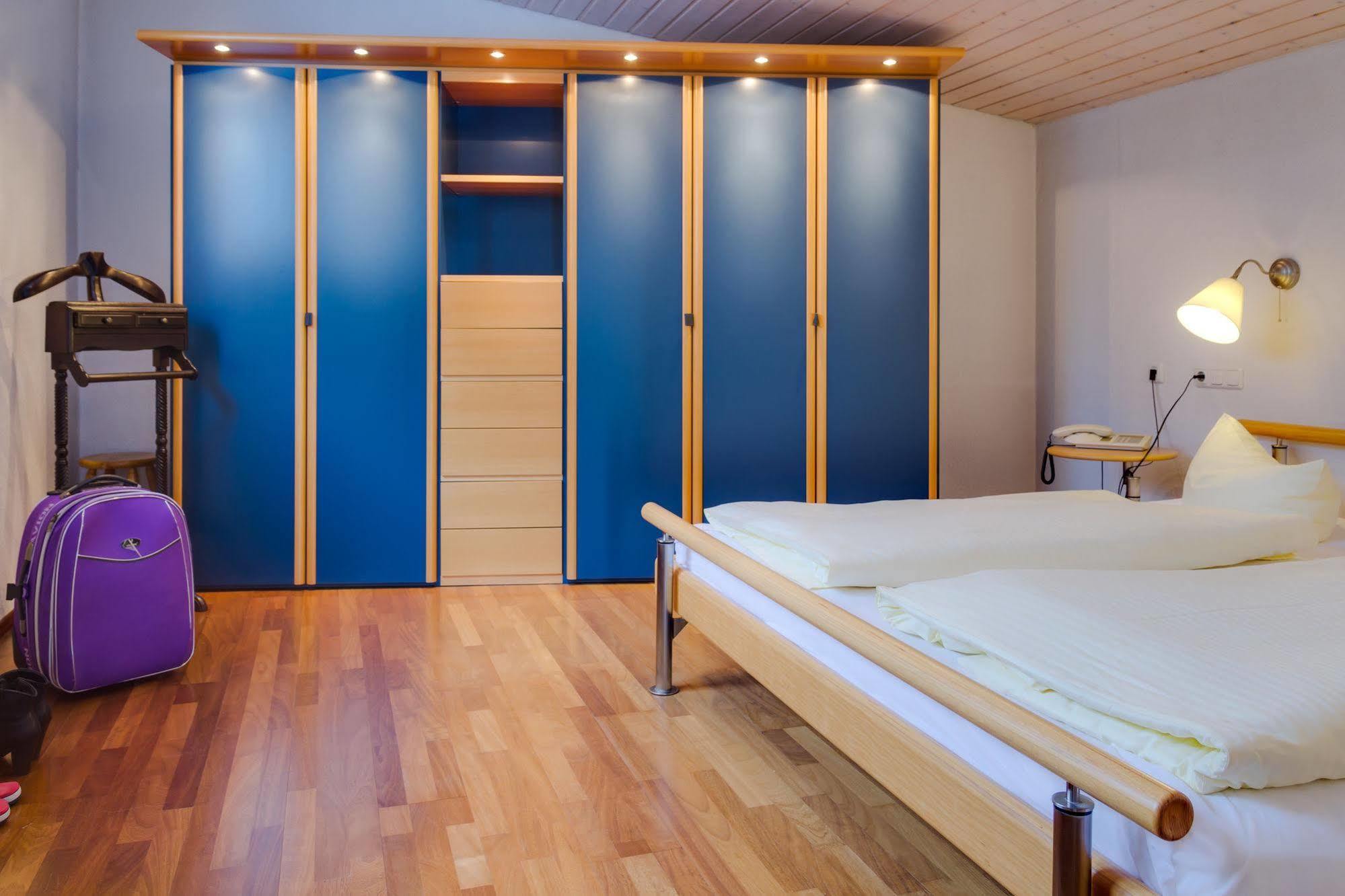 Seehotel Luisenhof Falkenhagen  ภายนอก รูปภาพ