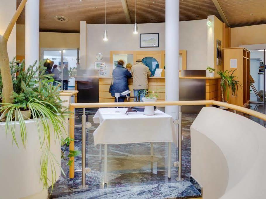 Seehotel Luisenhof Falkenhagen  ภายนอก รูปภาพ